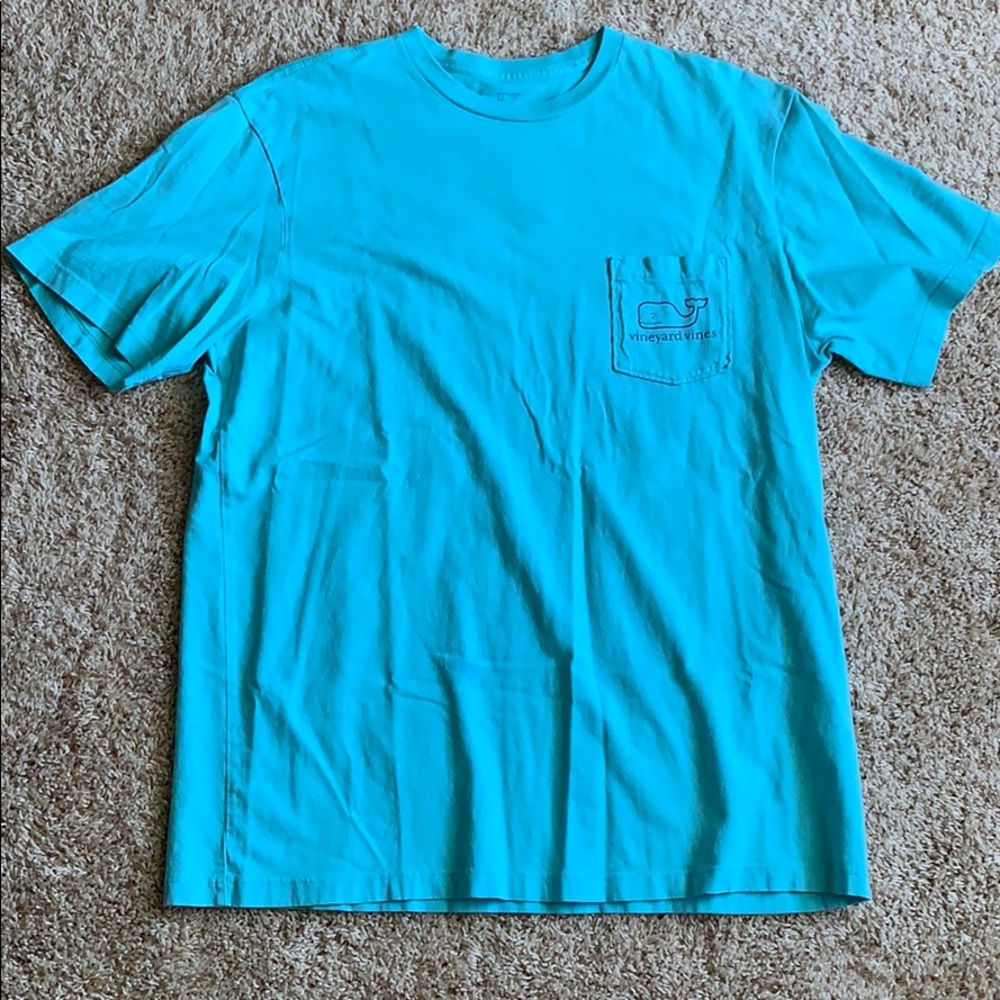 Vineyard Vines T-shirt